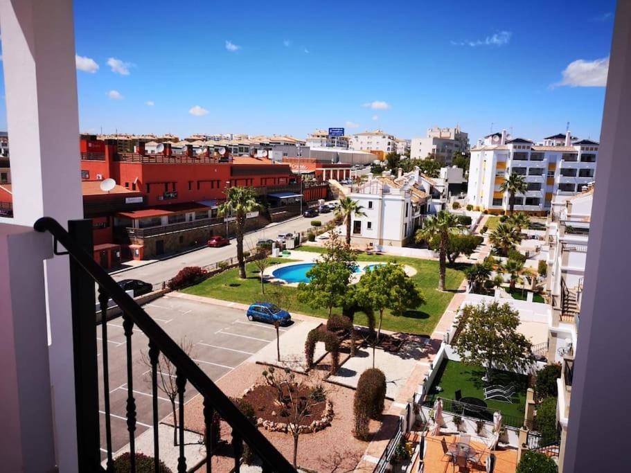 Casa Jc Apartment โอริอุเอลา ภายนอก รูปภาพ